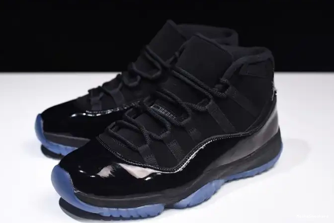 MaikeSneakers and 378037-005 black Cap 11 Gown Jordan Air 0624